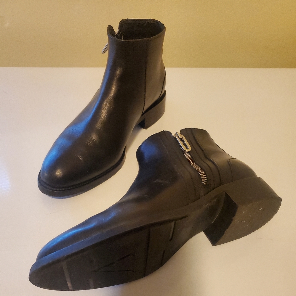 Aquatalia Nadie Ankle Chelsea Boots